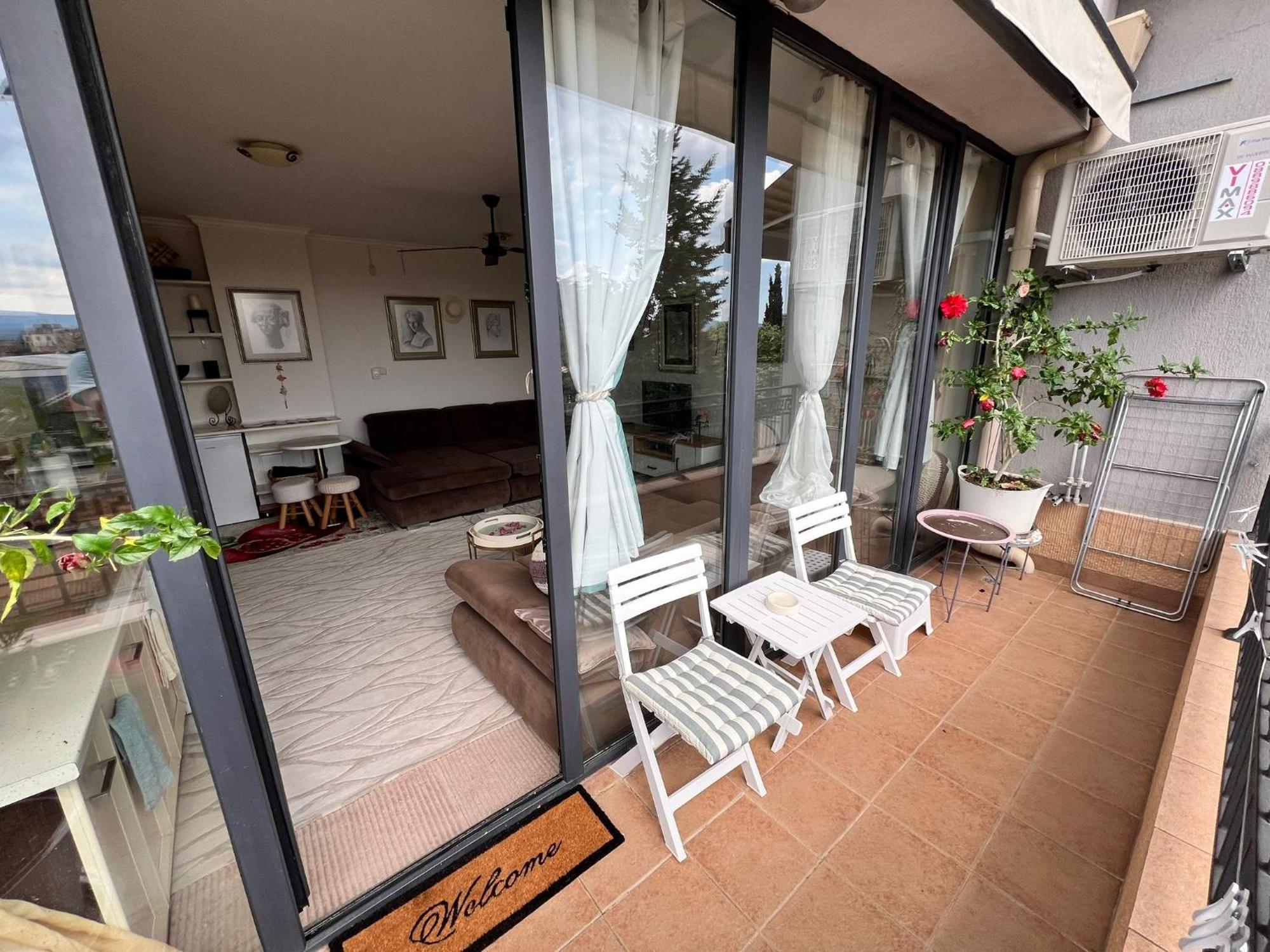 Downtown Central Apartment With Working Kitchen, City Views & Free Parking Kazanlak Exterior photo
