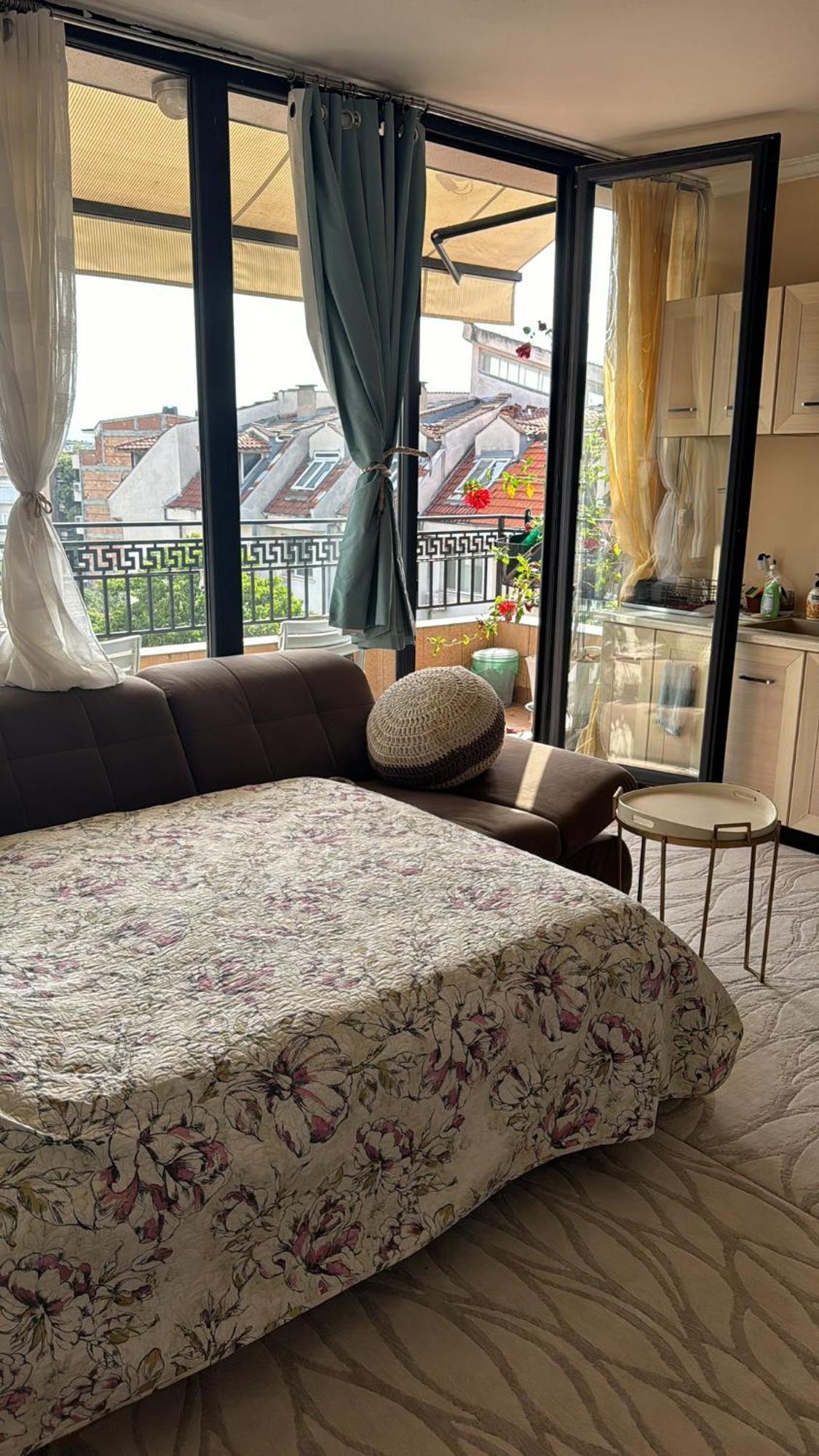 Downtown Central Apartment With Working Kitchen, City Views & Free Parking Kazanlak Exterior photo